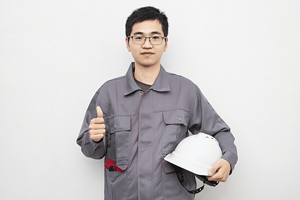 Công Nhân Xây Dựng: Minh Vũ portrait